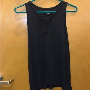 Old Navy blue top. Good material. Very Stretchy.